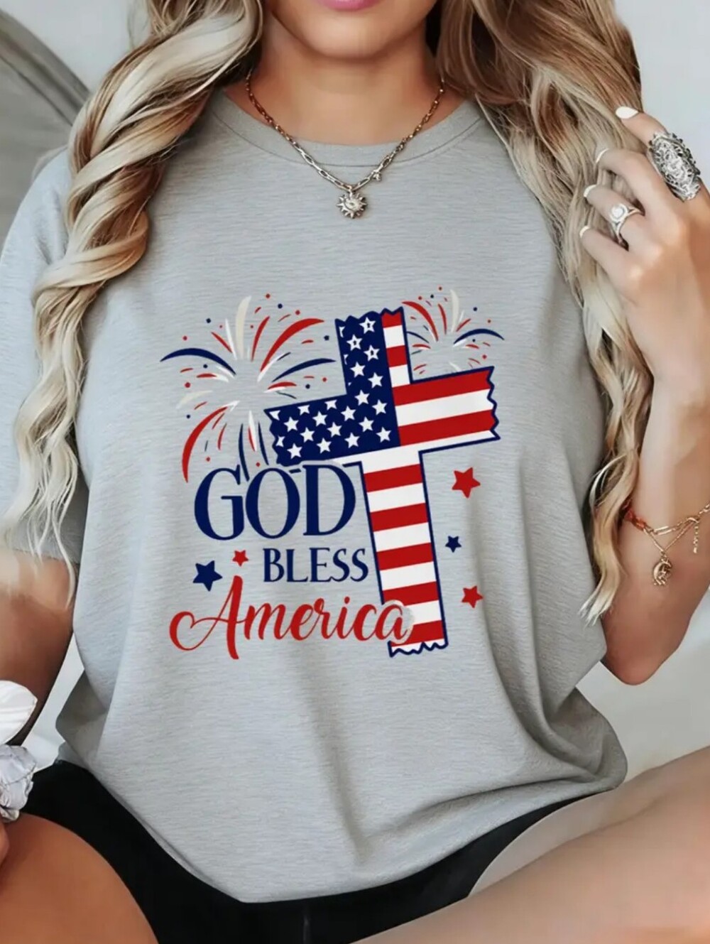 Women's God Bless America Flag Cross Graphic Tee - Gray